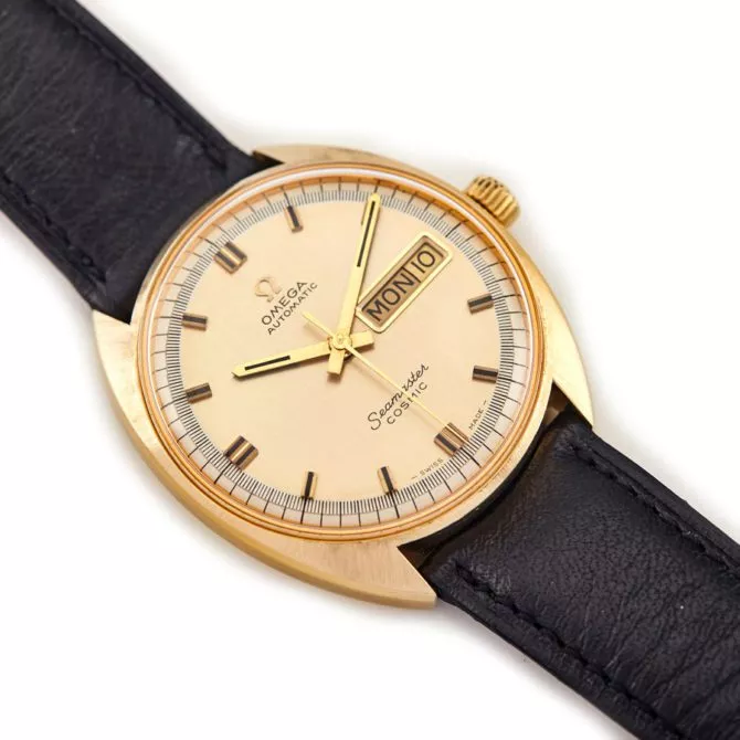 Omega Seamaster Cosmic Day-Date Cal.752 18ct 1968 (13) (navigation)