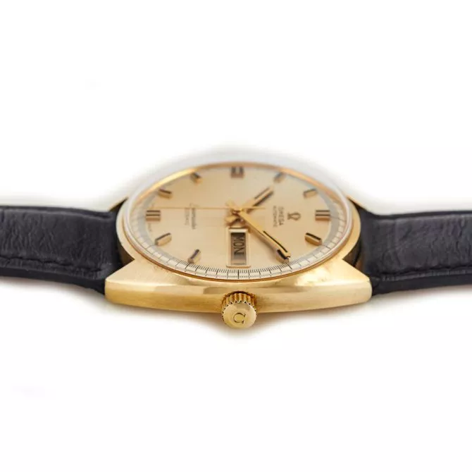 Omega Seamaster Cosmic Day-Date Cal.752 18ct 1968 (3) (navigation)