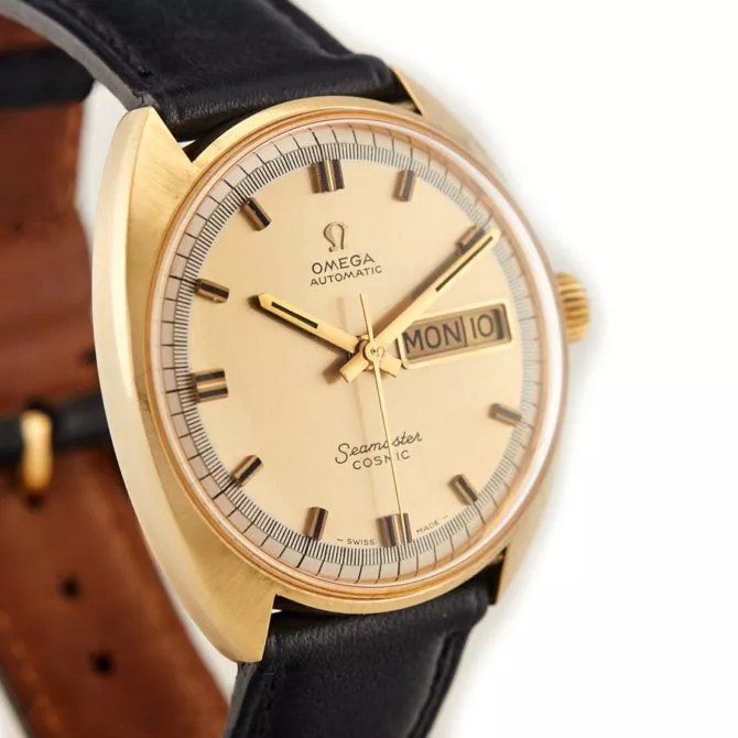 Omega Seamaster Cosmic Day-Date Cal.752 18ct 1968 (11) (navigation)