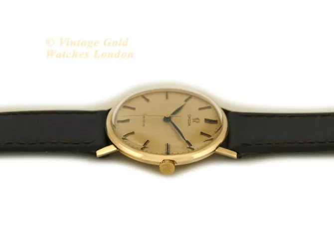 Omega Genève Cal.601 9ct 1970 (32)