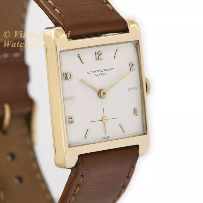 Audemars Piguet 18ct c1948 (3) (navigation)