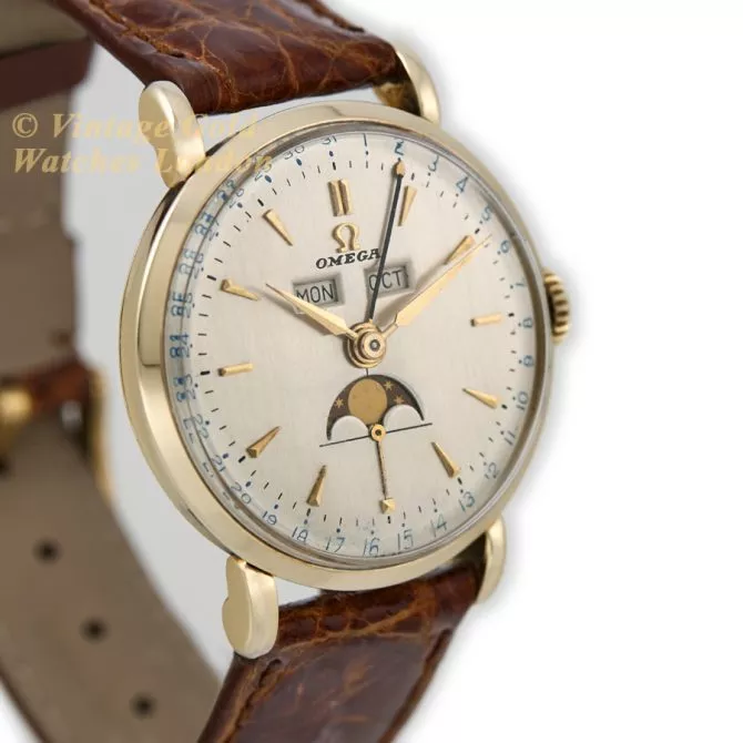 Omega Triple Date Moonphase Model Ref.2473 14ct 1951 (3) (navigation)