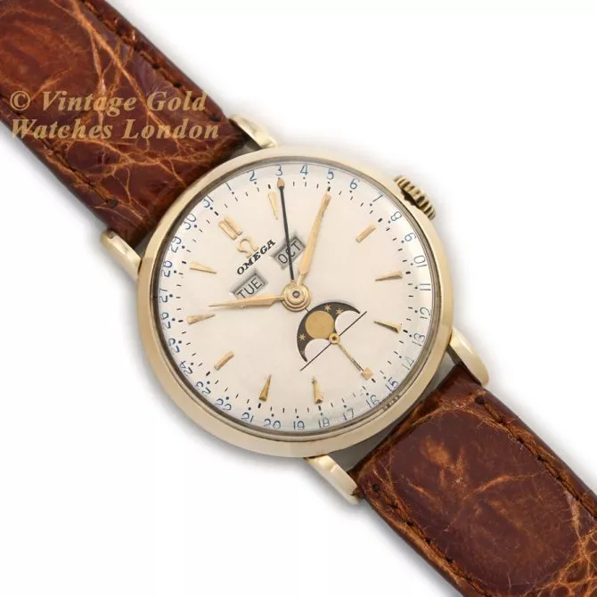 Omega Triple Date Moonphase Model Ref.2473 14ct 1951 (8) (navigation)