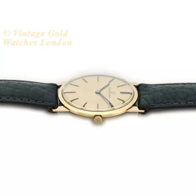 Universal Geneve Cal.42 18ct c1972 (9) (navigation)