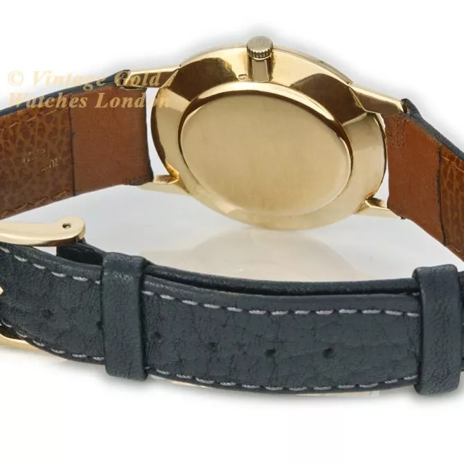 Universal Geneve Cal.42 18ct c1972 (11) (navigation)
