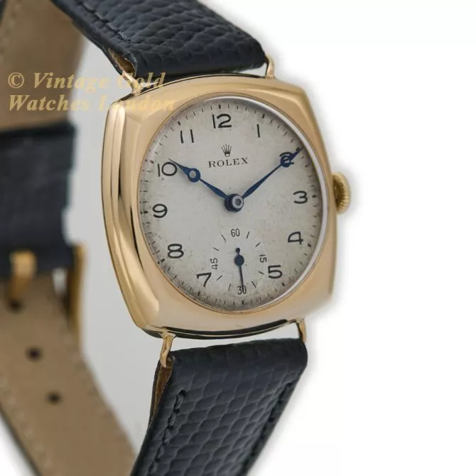 Rolex Cushion Model Ref.3288 18ct c1933 (3) (navigation)