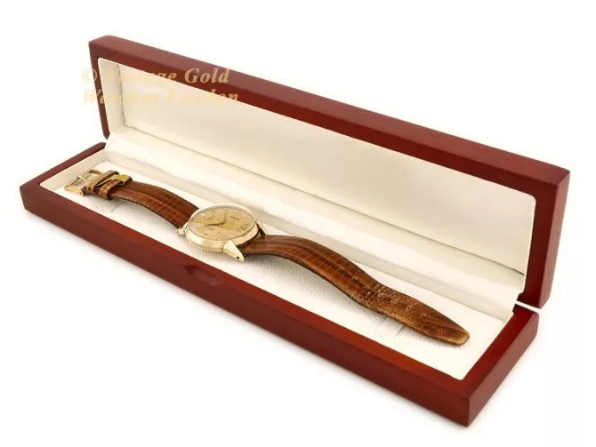 Jaeger-LeCoultre Futurematic Automatic Cal.497 14ct c1955 (12)