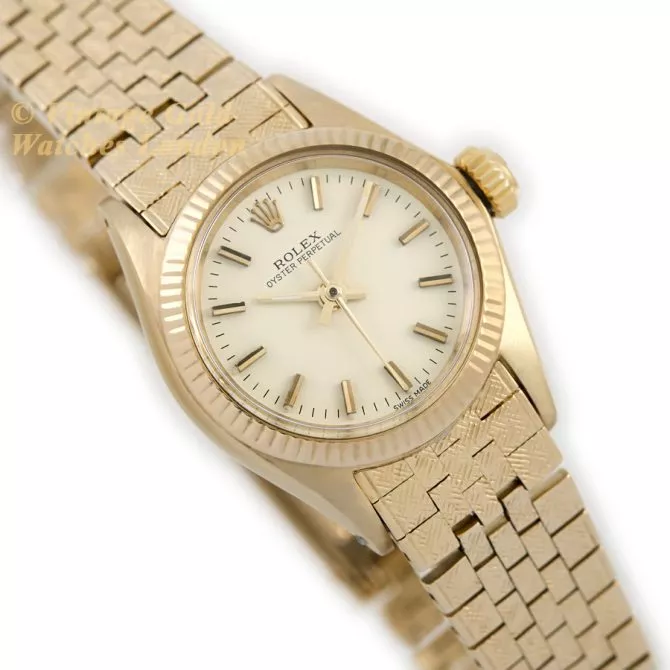 Ladies Rolex Oyster Perpetual Ref.6719 18ct 1972 (2) (navigation)
