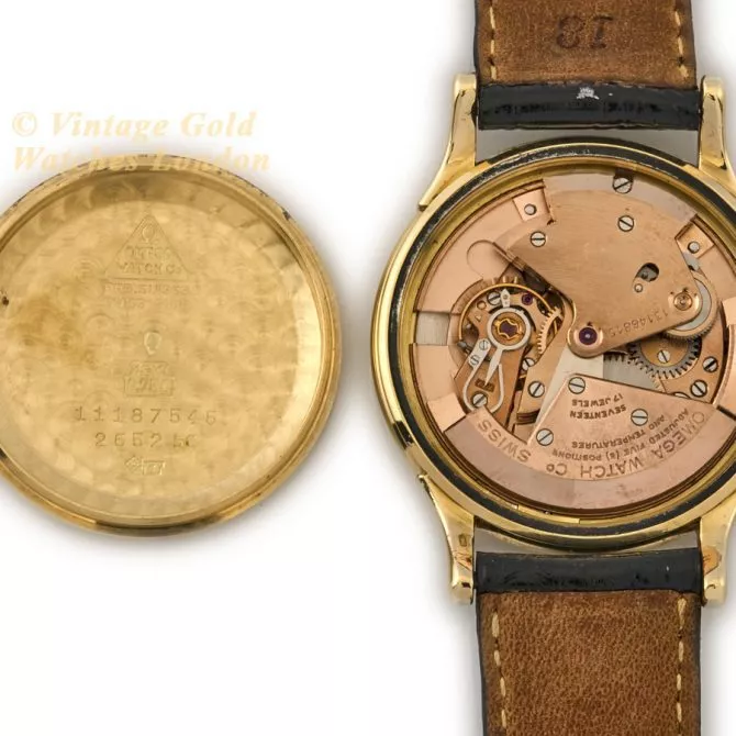 Omega Constellation Bumper Auto Deluxe Ref.2652SC 18ct 1952 1st Release (12) (navigation)