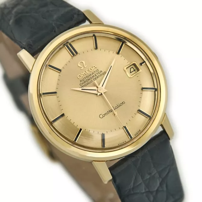 Omega Constellation Pie-Pan Cal.561 18ct 1966 (2) (navigation)